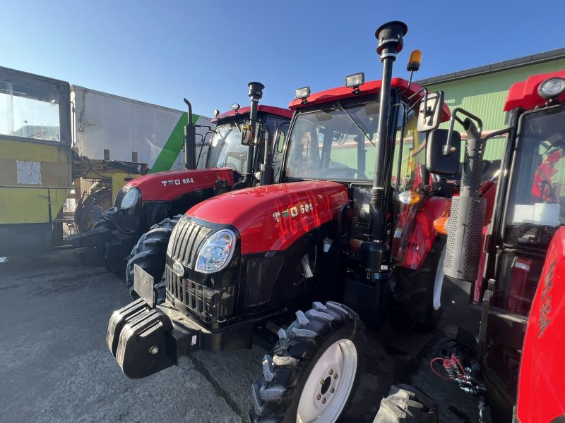 Полетните изпълнители на PLA ВВС се вълнуват от зрителите в Чанчун