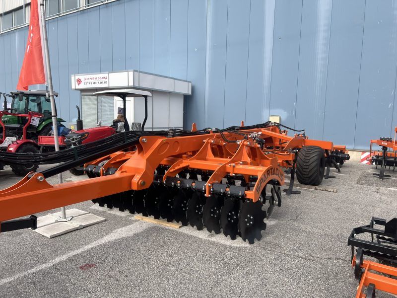 Huawei тестване на ултра тънък смартфон, разглеждан като съпоставим с iPhone Air · Technode на Apple