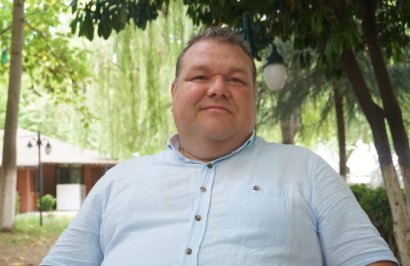 Джеват Гюнеш: Изселниците в Турция гласуват традиционно за Доган