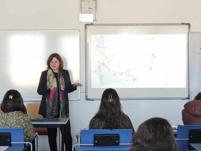 МИЛА НЕНОВА УЧАСТВА В ОБУЧИТЕЛНИЯ КУРС „ИКОНОМИЧЕСКА ДИПЛОМАЦИЯ“, ОРГАНИЗИРАН ОТ ДИПЛОМАТИЧЕСКИЯ ИНСТИТУТ КЪМ МВНР