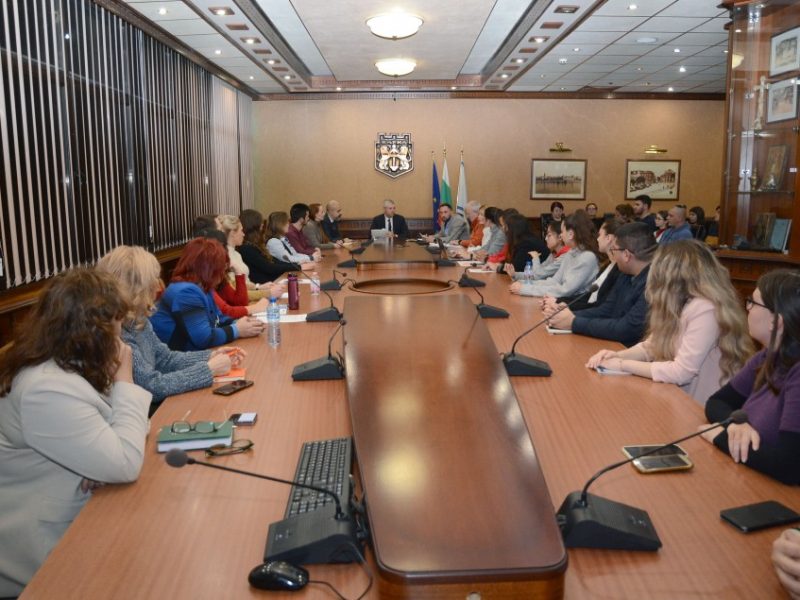 Благомир Коцев: Община Варна преминава към по-открито проектно финансиране на младежките инициативи