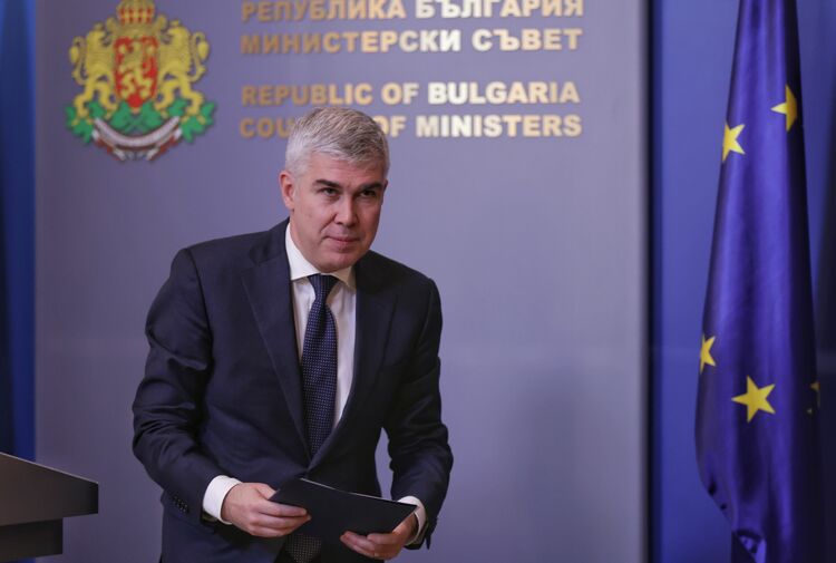 Владимир Малинов каза, че търсят балансирано решение по въпроса за данъка върху добива на подземни богатства