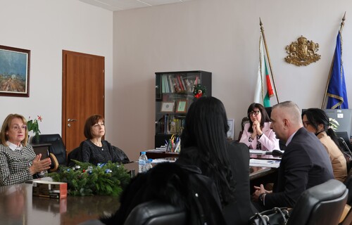 Министър Кондева: Средства има, започваме работа в посока финансиране на донорски процедури • МЗ