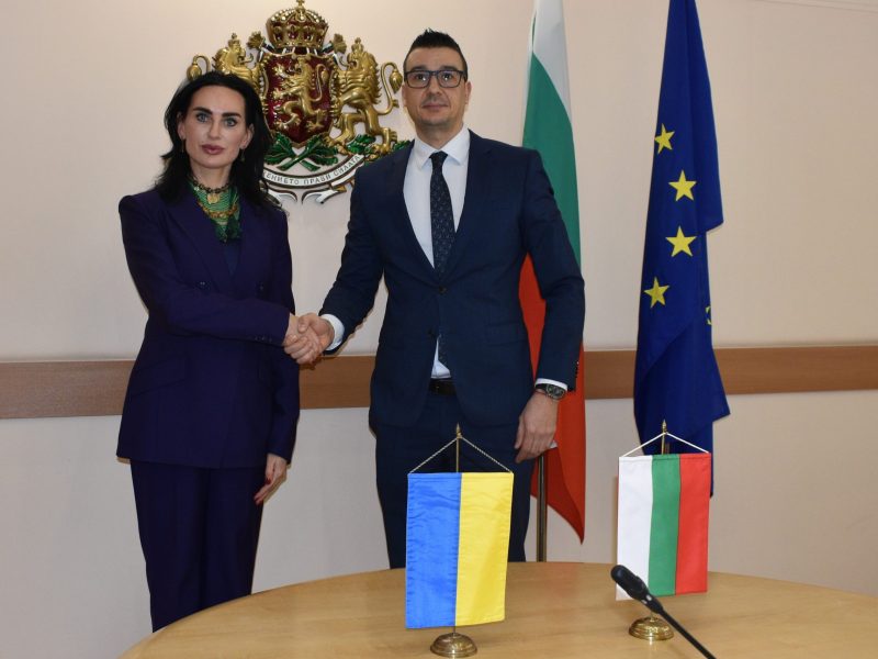 Министър Дилов и посланикът на Украйна у нас обсъдиха възможностите за активизиране на икономическите отношения