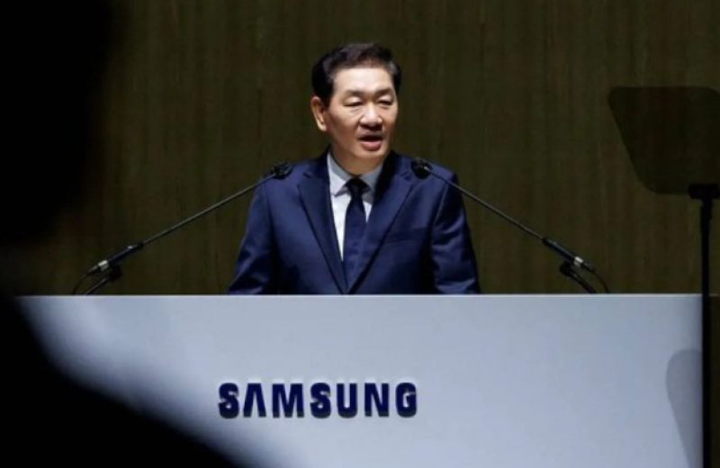 Съизпълнителният директор на Samsung Хан Джонг-хи почина на 63 години