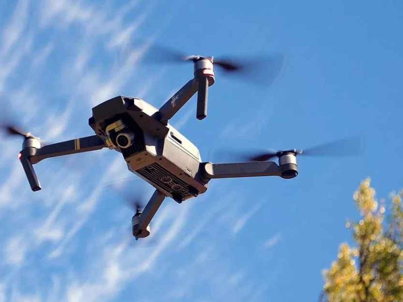 Вицепремиерът Гроздан Караджов поиска подходящи анти-дрон системи за всички български летища