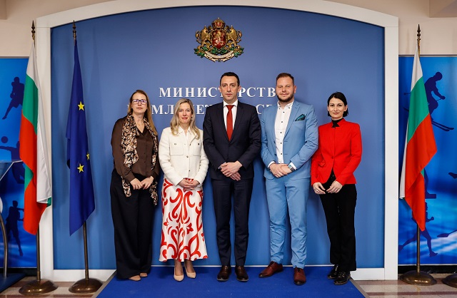 Министерството на младежта и спорта и УНИЦЕФ обединяват усилия в подкрепа на младите хора