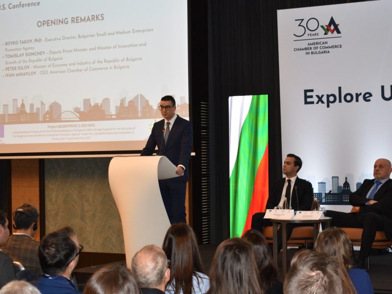 Министър Дилов: Американският пазар е сред основните експортни дестинации за български продукти от високотехнологичния спектър