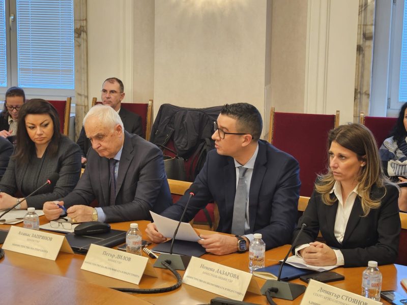 Министър Дилов: Европейските програми за отбранителната индустрия са ключови за технологично обновление и разширяване на производствения капацитет на българските предприятия