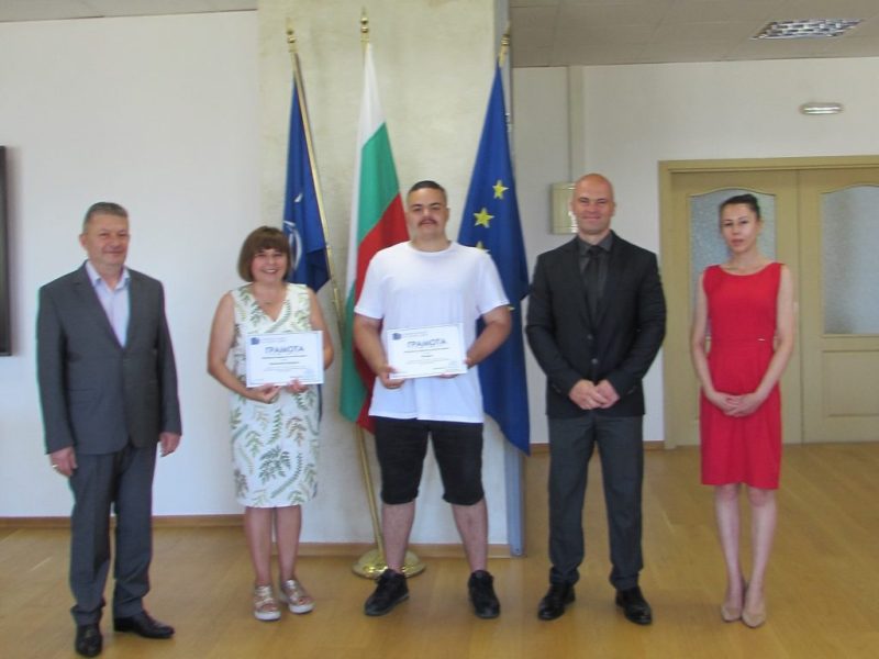 Награждаване на победителите в студентския конкурс за есе