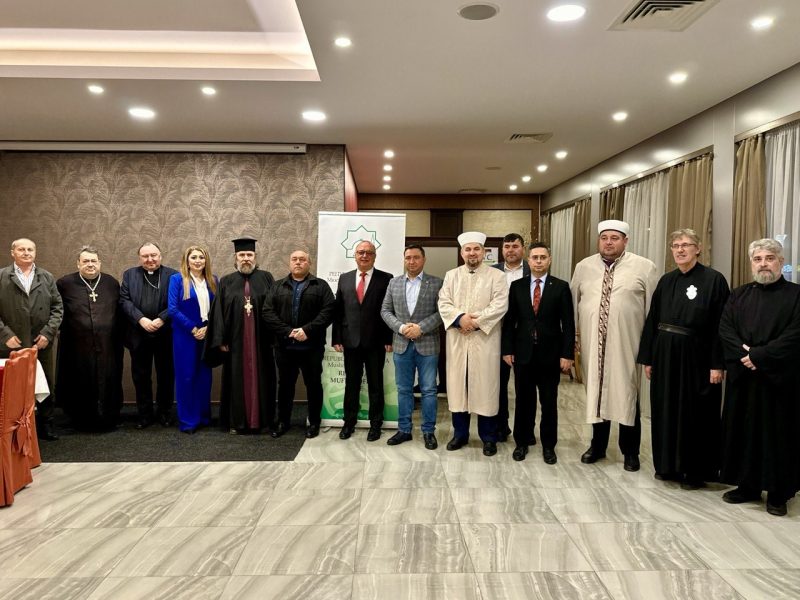 В Русе тържествената вечеря ифтар събра на обща трапеза представители на различни общности