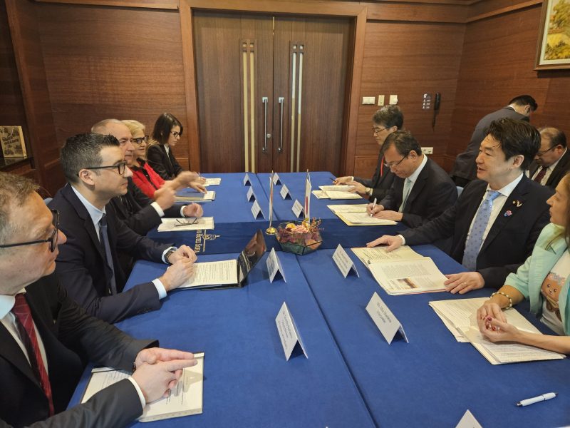 Китай ускорява развитието на нови материали с помощта на AI