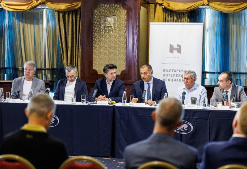 Министър Мирослав Боршош обсъди конкретни решения на недостига на работна ръка в туризма