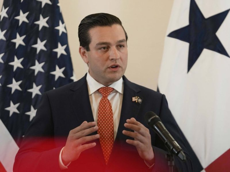 Вашингтон предизвика упрек от Пекин, след като панамски депутати се присъединиха към “антикитайската” група