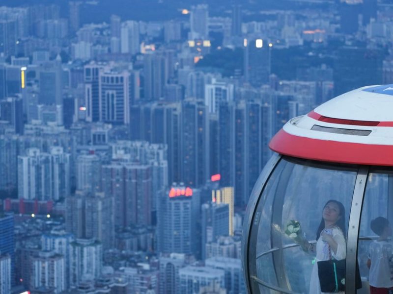 Световните цени на първокласните имоти се охлаждат, тъй като Хонконг води спад, казва Knight Frank