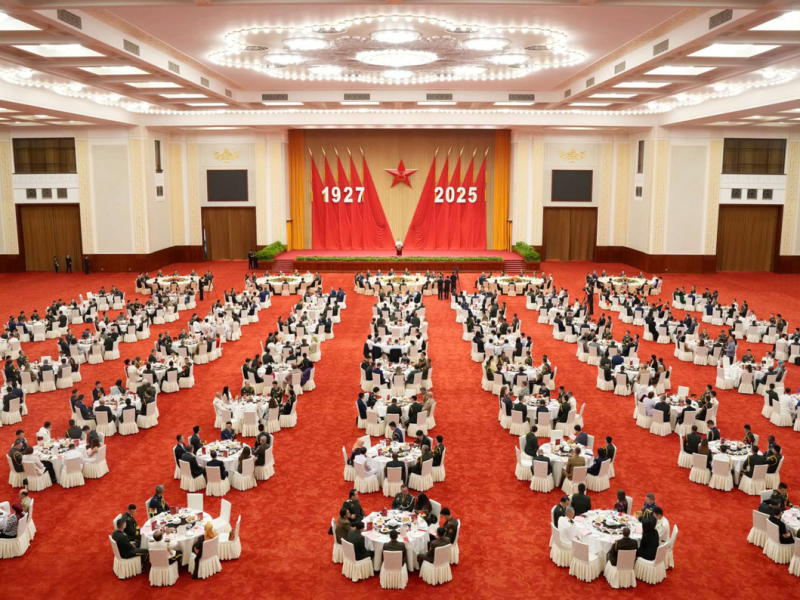 НОАК празнува 98 години, обещава сила и готовност