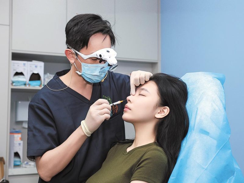 Индустрията за красота изглежда отвъд дълбоките промени