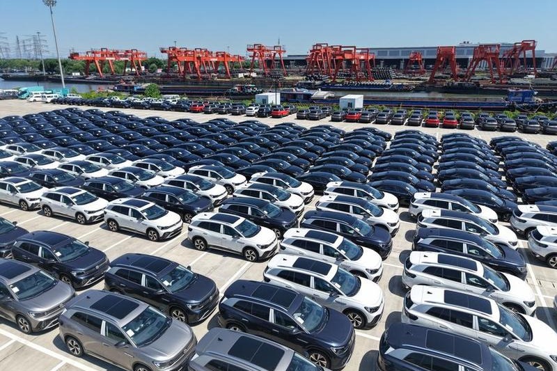 Ограничаване на конкуренцията на ретрота в дневния ред