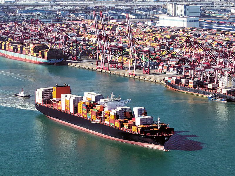 Превръщане на ветрове в опашки, устойчивата китайска икономика таксува към 14-ти петгодишен план за кулминация