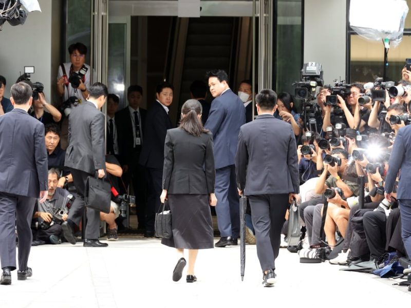 Разчитане на Ким Кеон-Хе: Публично скара за бившата дама с скандал в Южна Корея