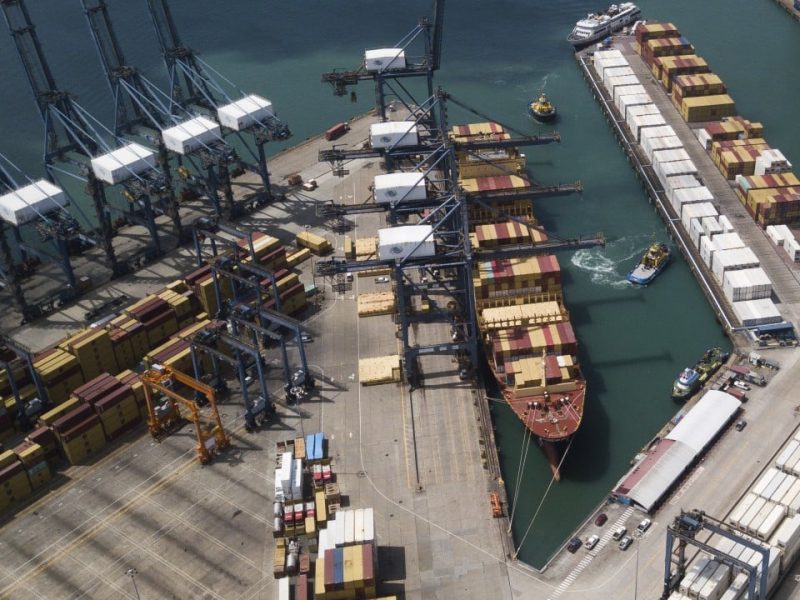 PANAMA PORTS DEAL: CK Hutchison на Хонконг призовава за уважение към върховенството на закона