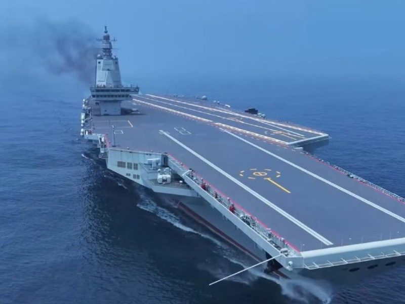 Китайският превозвач Fujian може да се присъедини към услугата следващия месец, показва японска връзка във видеонаблюдение