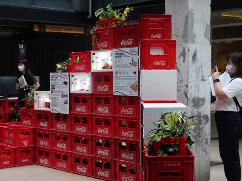 Swire Pacific на Хонконг предупреждава за несигурна перспектива, след като публикува 2% загуба от първото полувреме