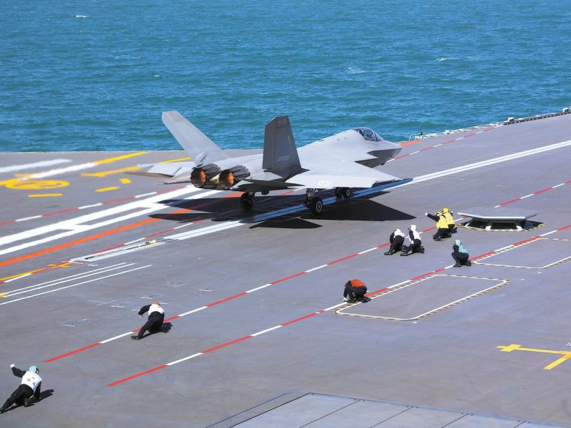 Основен момент на превозвача: Електромагнитни изстрелвания