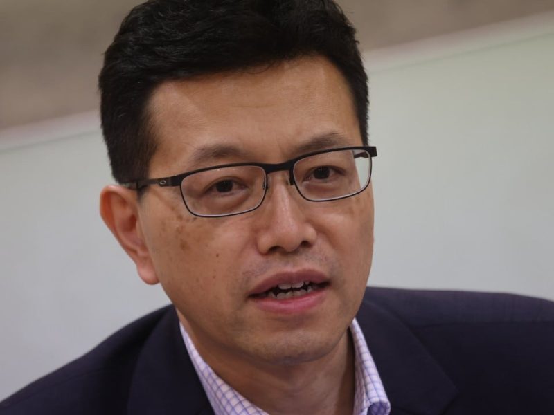 „Спешна материя“ ме спря да гласувам по законопроект за правата на еднополовите права: Hong Kong’s Stanley NG