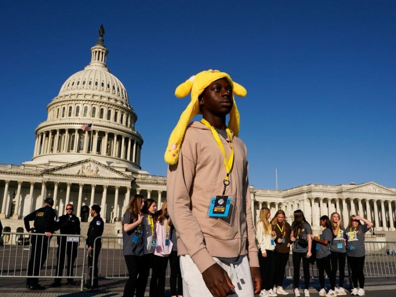 Изключването струва на американската икономика в размер на 15 милиарда долара на ден, казва шефът на Тръмп Бесент Бесент