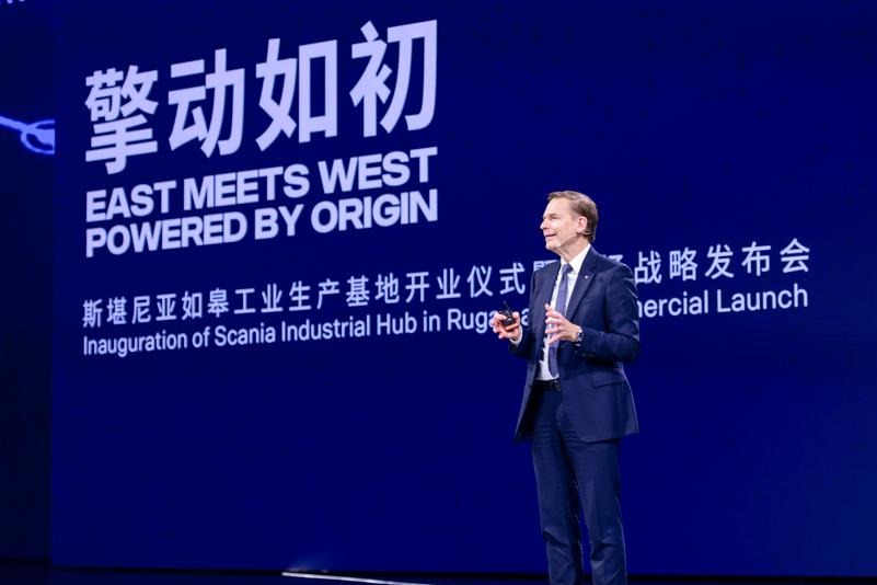 Scania отбелязва историческо събитие с ново съоръжение в Китай