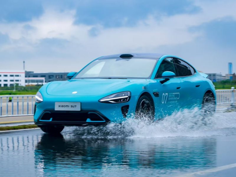 Xiaomi отговаря на инцидента на автомобила, според съобщенията, че шофира самостоятелно