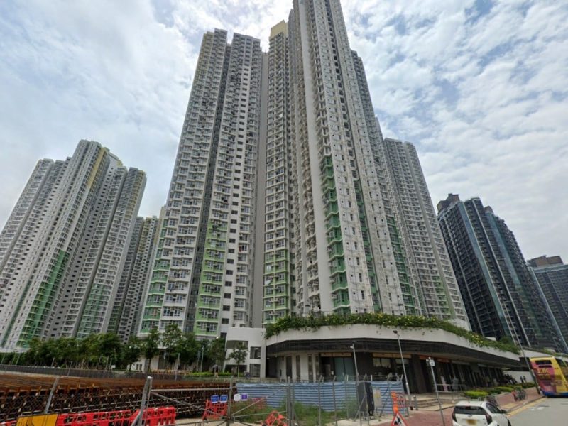 Мъжът е намерен мъртъв в Хонконгския апартамент, след като се е притеснявал относително обаждания на полицията