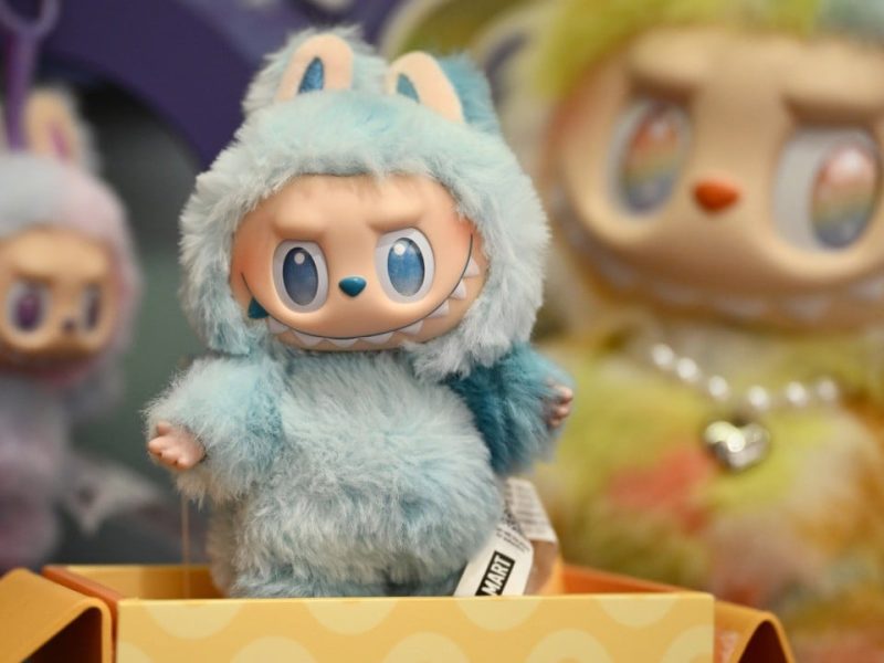 Австралийската полиция откри 43 откраднати кукли Лабубу и обвини мъжа в кражба с взлом