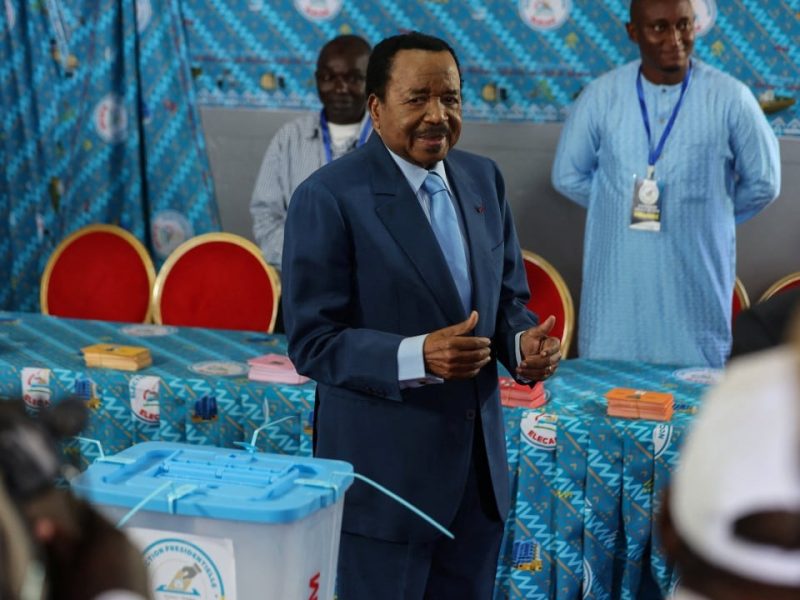 Най -старият световен президент, 92 -годишен, може да разшири управлението си, когато Камерун се насочва към анкети