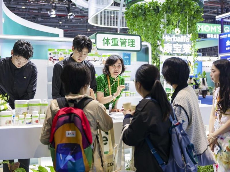 Международните марки дебютират с иновации в CIIE, тъй като Китай се насочва към тегло, хронични заболявания