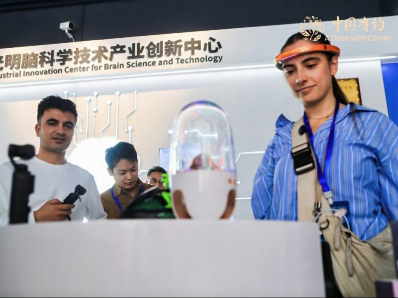 Шенжен развива мозъчната наука като двигател за бъдещи индустрии