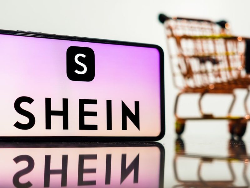 ЕС ще наложи мита за малки пратки в удар на китайския Шейн, Тему