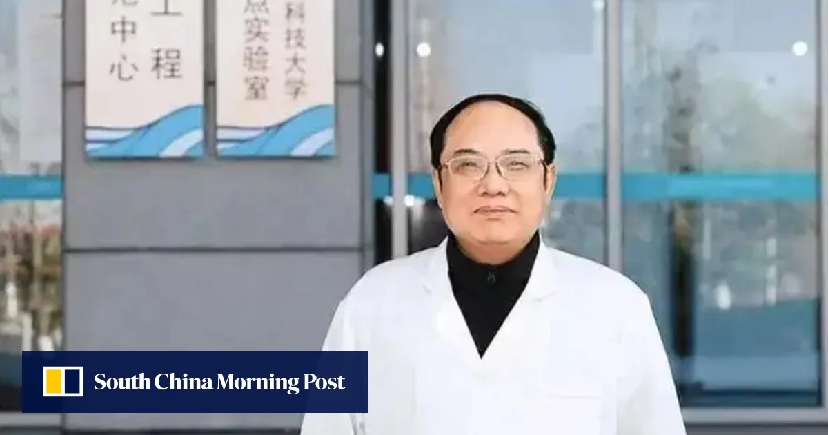 Водещ китайски морски учен задържан за фалшиви акредитации