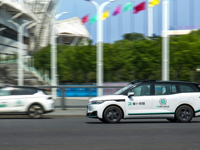 Baidu очаква рентабилност на роботакситата до 2024