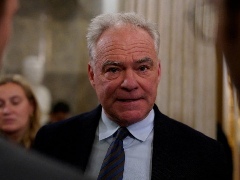 Законодателите изразяват подкрепа за прегледите на Конгреса на военните удари на Тръмп по лодки