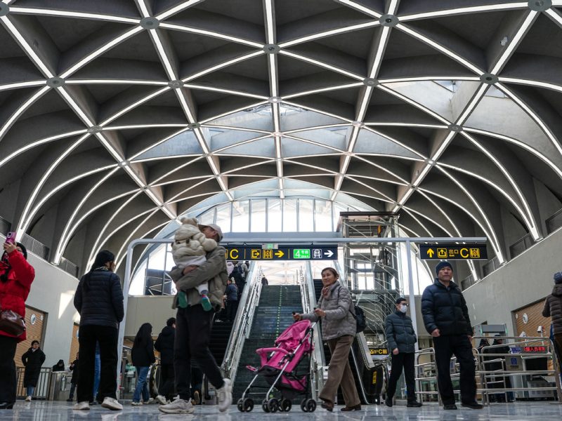 Първото метро в Китай през района на карстовите извори започва да функционира