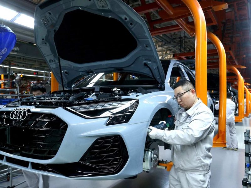 ЕС премахва забраната за двигатели с вътрешно горене през 2035 г. в победа за производителите на автомобили