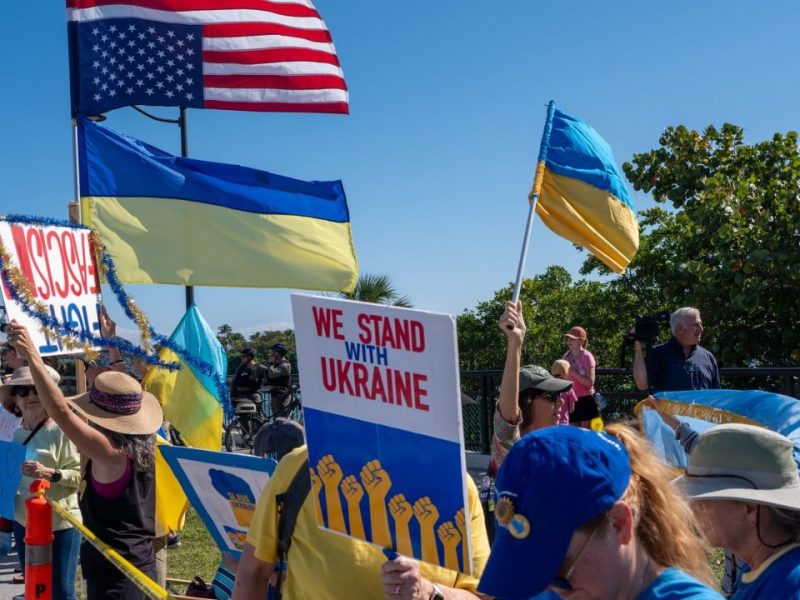 Тръмп и Путин не подкрепят европейско-украинската идея за временно прекратяване на огъня, заяви Кремъл