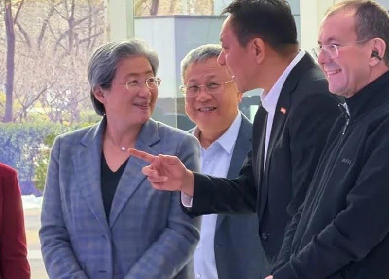 Шефът на AMD Лиза Су се ангажира с „по-дълбоки“ китайски инвестиции на среща с министъра на индустрията