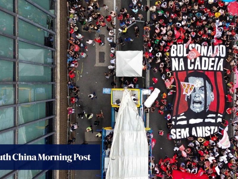 Бразилия приема закон за намаляване на присъдата на Болсонаро