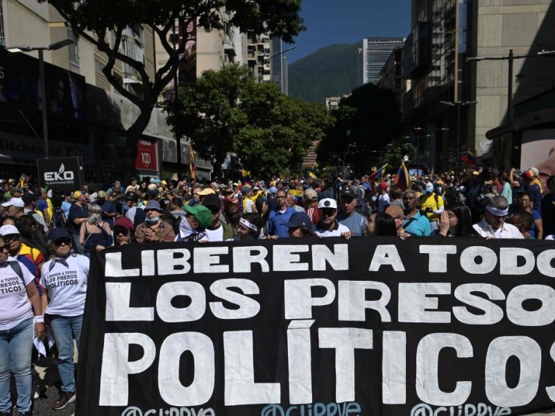 Венецуела освобождава 99 затворници, задържани след изборните протести през 2024 г., казват властите в затворите