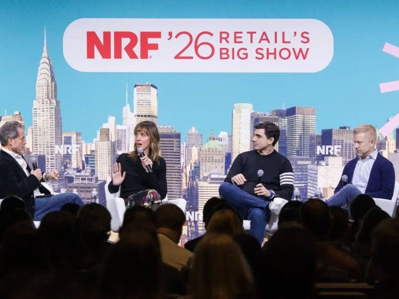 На най-голямото изложение за търговия на дребно в САЩ въпросът за Китай никога не изчезва за Walmart, Costco и други