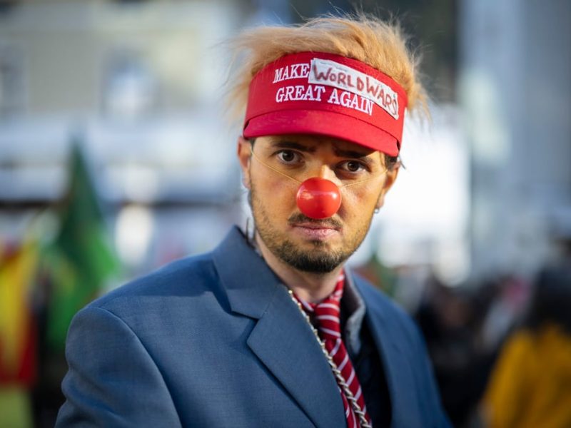 | Каква е „търговската базука“, която ЕС може да използва срещу заплахите на Тръмп за Гренландия?