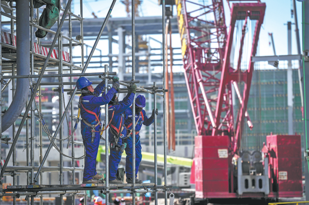 МНК се възползват от инвестициите в СИ Китай